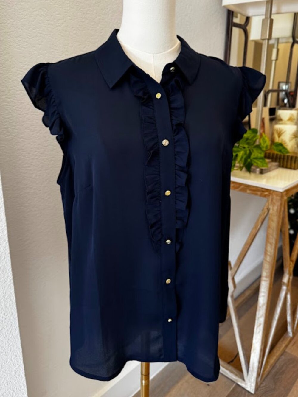 Liz Claiborne Ruffle Front Blue Sleeveless Blouse (Style: 72313-3) Large *NWOT - Picture 2 of 6